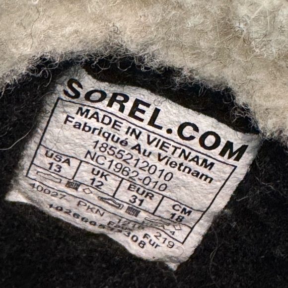 Sorel Kids’ Yoot Pac Waterproof Snow Boot Black and Faux-Shearling - Picture 7 of 9